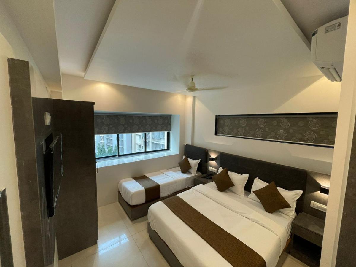 Hotel Black Burn مومباي المظهر الخارجي الصورة